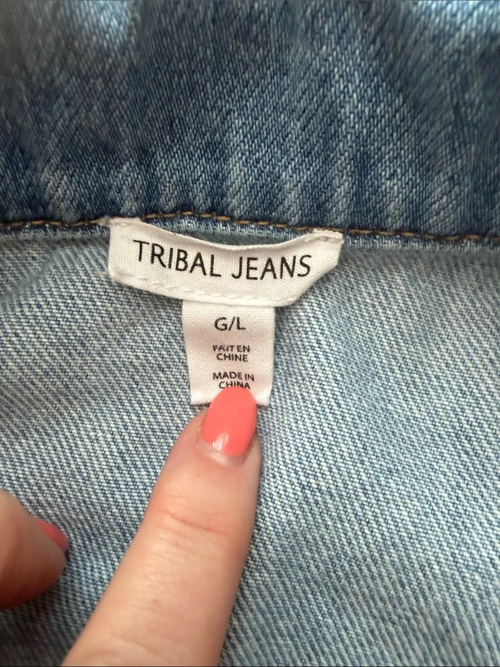 Tribal Jeans Vintage-Inspired Blue Denim Jacket - Women's Denim Coat, size large - Picture 4 of 5